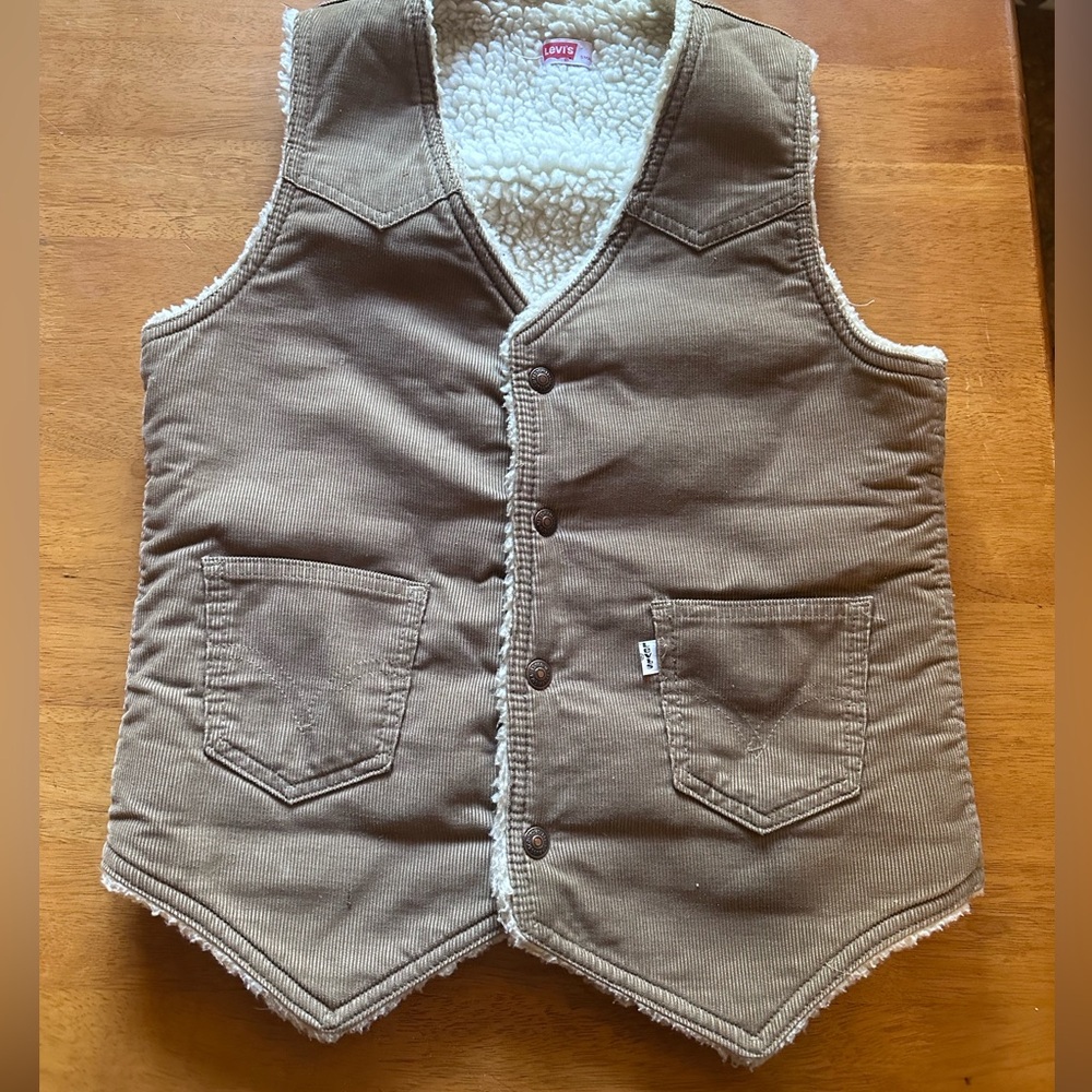 Vintage Sherpa Levi’s Vest